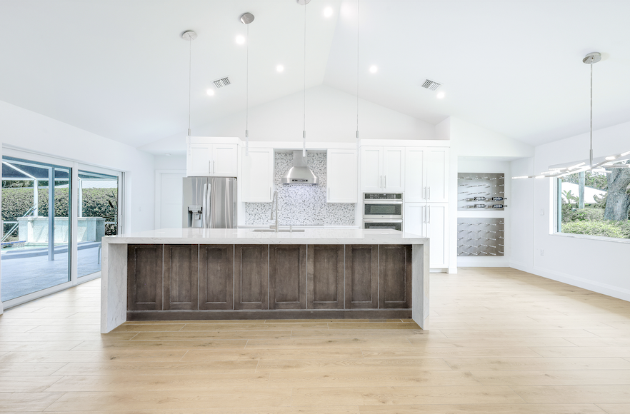 The Benefits of Design & Build vs. Traditional Remodeling: Why Choose KGT Builders for Your Next Luxury Project